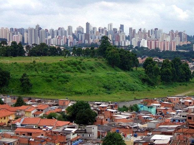 Favela Jaqueline, do distrito de Vila Sônia (São Paulo, Brasil) - by Dornicke